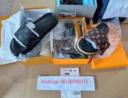  China's #1 Fashion Wholesaler 2025 | qiqiyg.com | Wholesale Clothing, Shoes & Accessories** 
