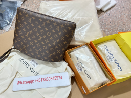 **Qiqiyg.com Dropship Bags, Clothes, and Watches – 2025 Collection Direct from China Supplier**