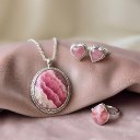 Sporting Rhodochrosite To Aid Emotional Healing
