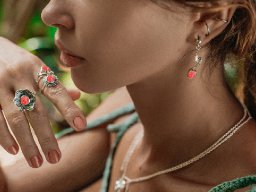 Wear Rhodochrosite Jewelry to Show Off Your Compassion and Courage